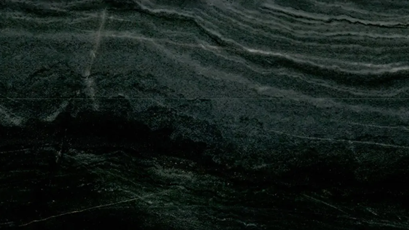 چینی مشکی سیرجان